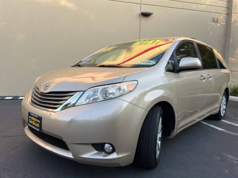 2011 Toyota Sienna Limited 7-Passenger