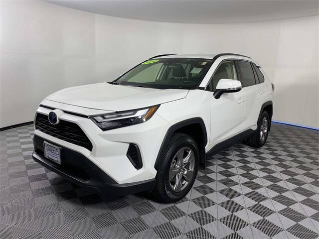 2024 Toyota RAV4 Hybrid LE