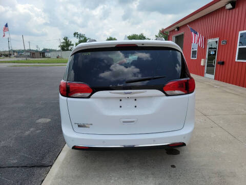 2018 Chrysler Pacifica Touring L