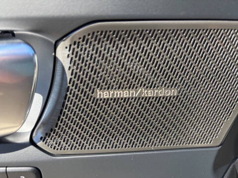 2026 Volvo XC40 B5 Ultra