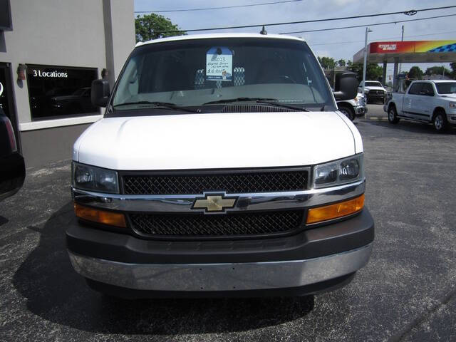 2023 Chevrolet Express 2500