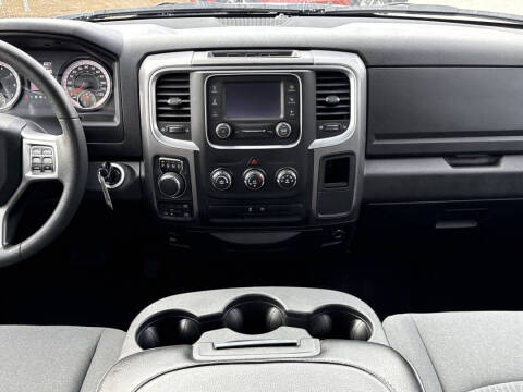 2024 RAM 1500 Classic