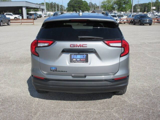 2023 GMC Terrain SLE
