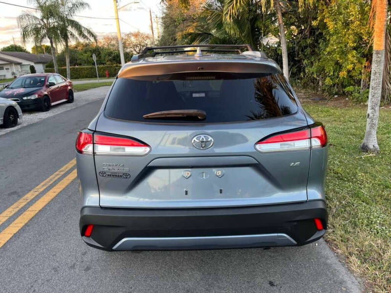 2022 Toyota Corolla Cross LE