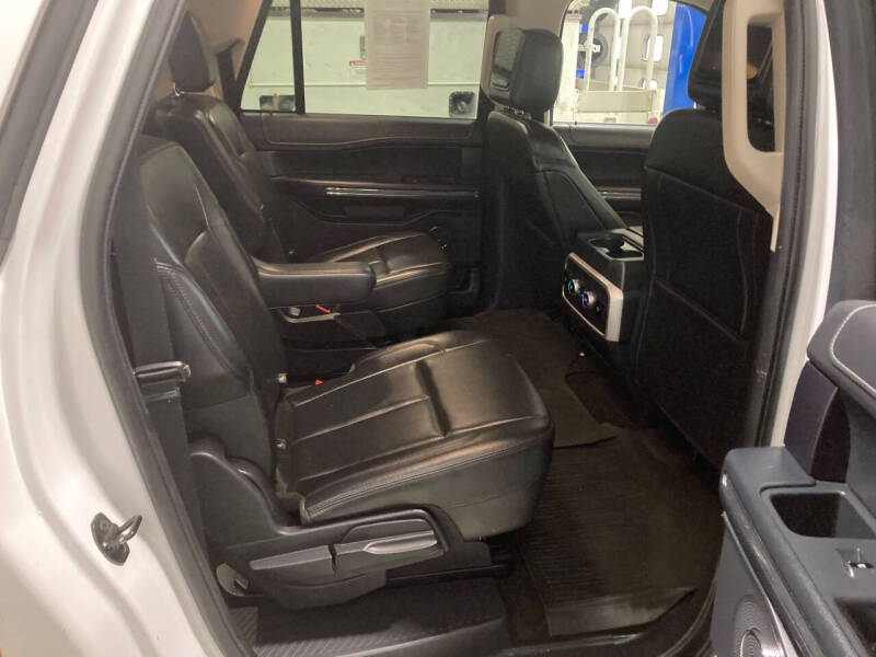 2023 Ford Expedition MAX XLT