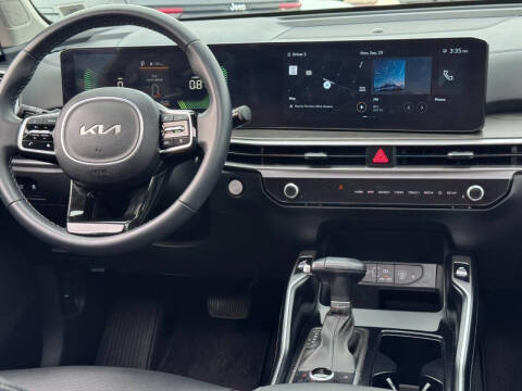 2024 Kia Sorento X-Line EX