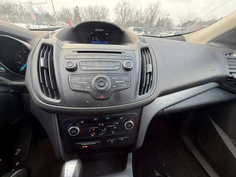 2017 Ford Escape SE