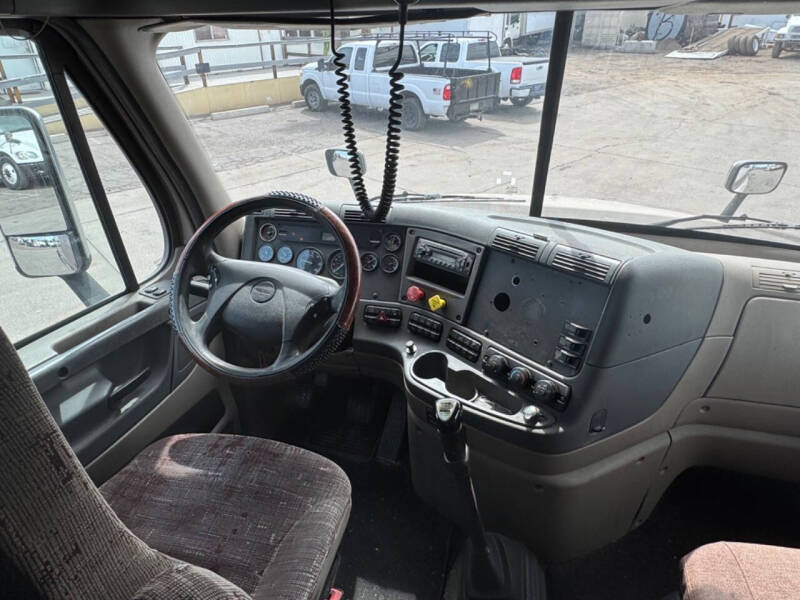 2013 Freightliner Cascadia