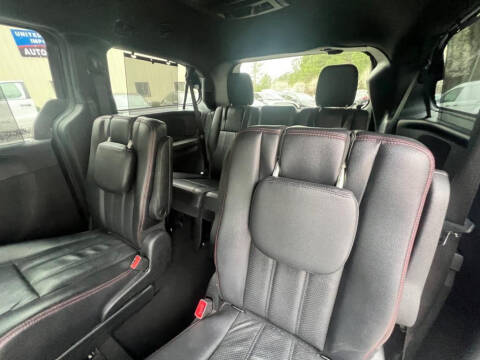 2014 Dodge Grand Caravan R/T