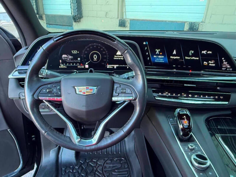 2023 Cadillac Escalade Sport