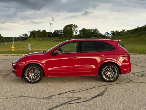 2013 Porsche Cayenne GTS