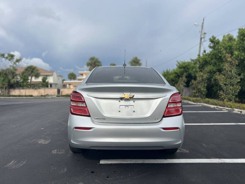 2019 Chevrolet Sonic LT Auto