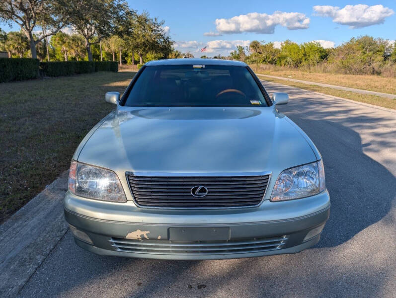 1999 Lexus LS 400