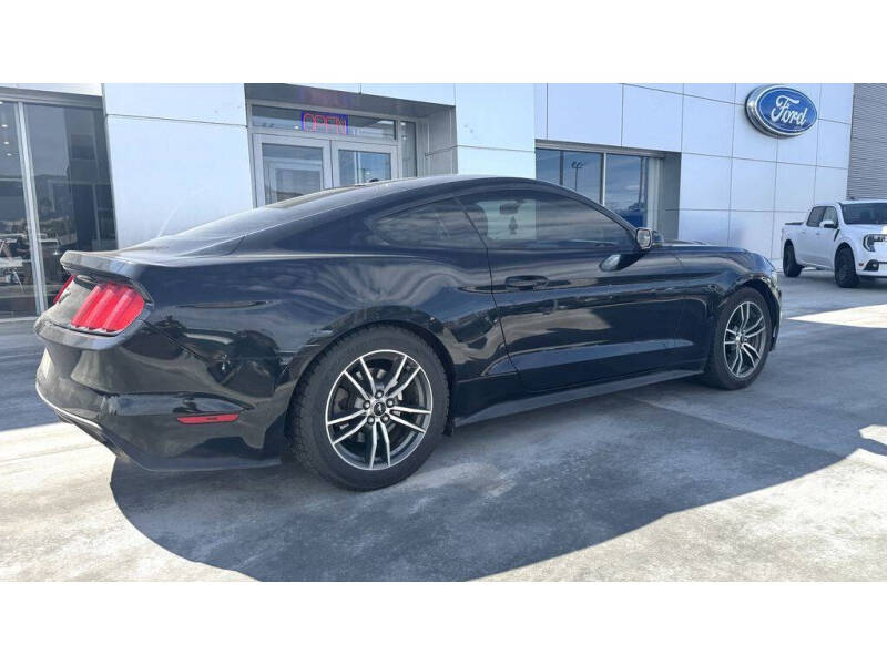 2016 Ford Mustang EcoBoost Premium