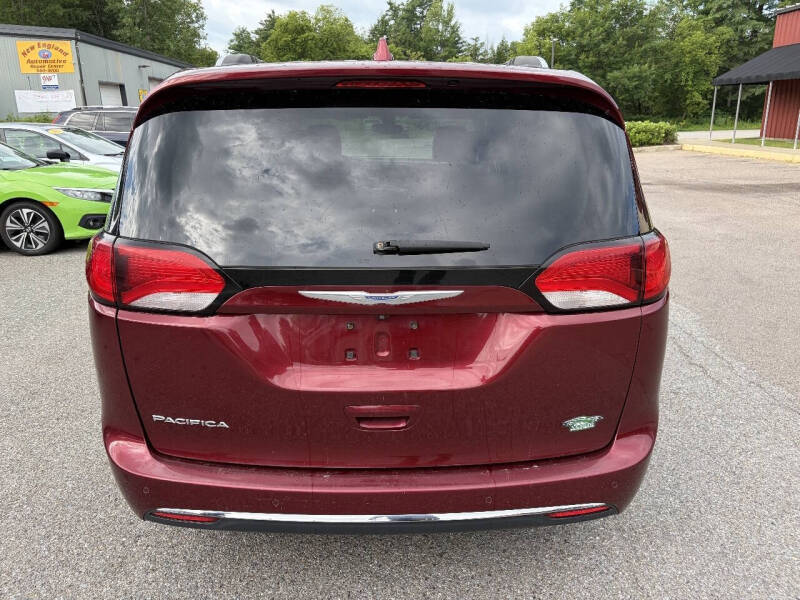 2018 Chrysler Pacifica Touring L