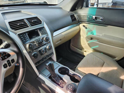 2014 Ford Explorer