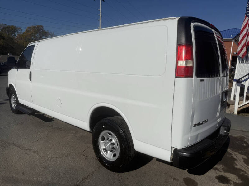 2017 Chevrolet Express 2500