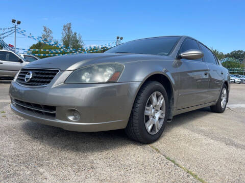 2006 Nissan Altima for sale at Amaya Enterprise LLC in Hattiesburg MS