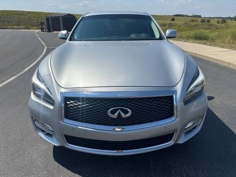 2015 Infiniti Q70 3.7