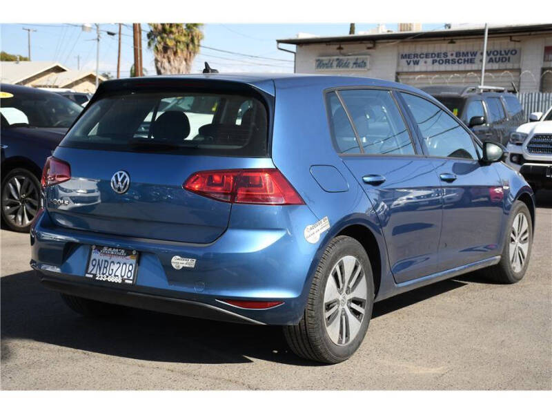 2016 Volkswagen e-Golf SE