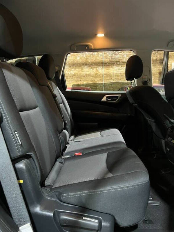 2019 Nissan Pathfinder S