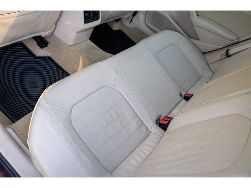 2013 Volkswagen Passat