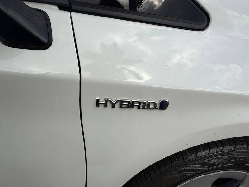 2015 Toyota Prius Five