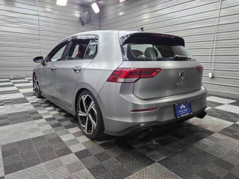 2024 Volkswagen Golf GTI SE