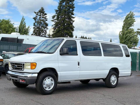 2006 Ford E-Series E-350 SD XLT