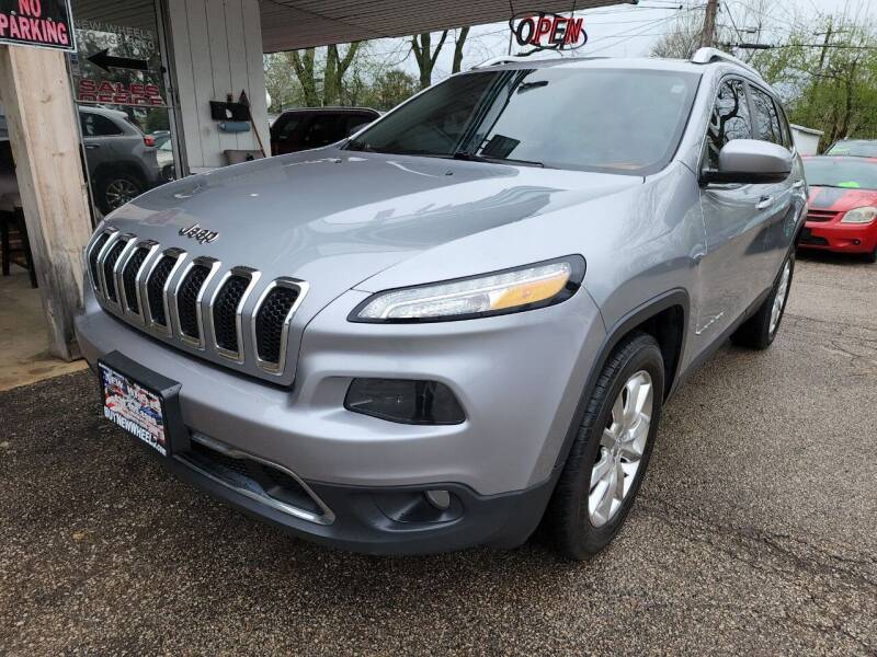 2015 Jeep Cherokee for sale at New Wheels in Glendale Heights IL