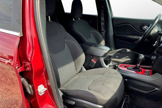 2019 Jeep Cherokee Latitude