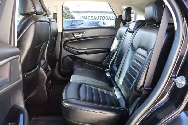 2020 Ford Edge
