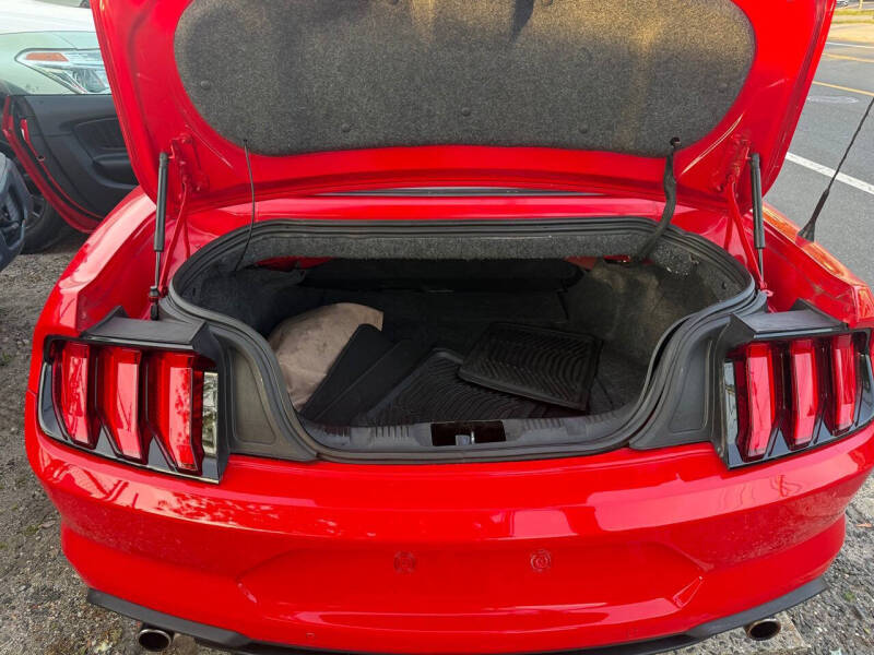 2020 Ford Mustang EcoBoost