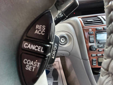 2000 Toyota Avalon XLS