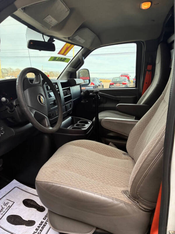 2017 Chevrolet Express 2500