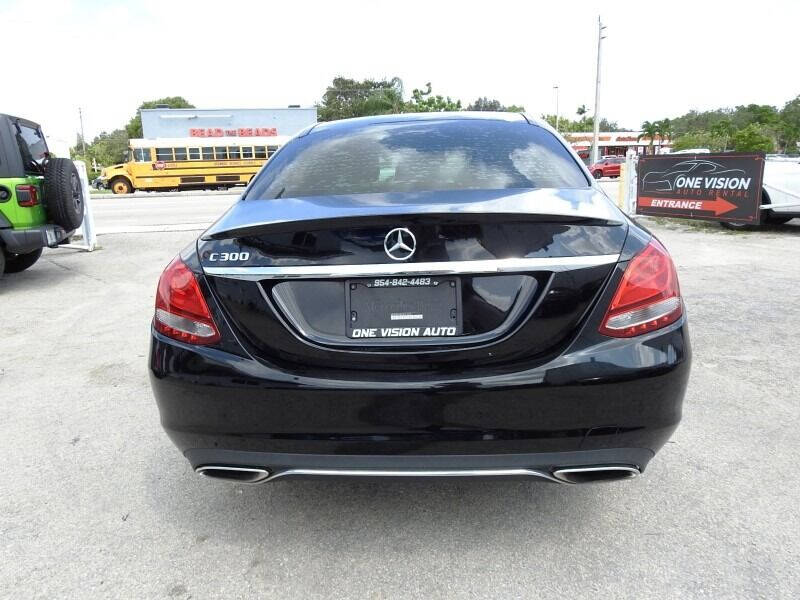 2018 MERCEDES-BENZ C-Class Sedan - $21,900