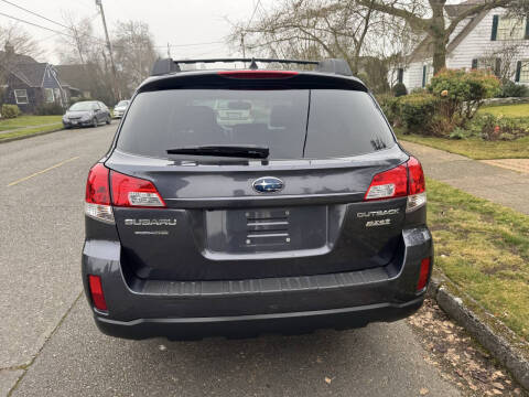 2011 Subaru Outback 2.5i Limited