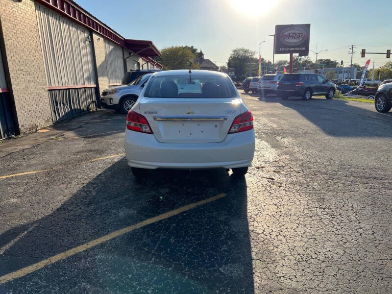 2017 Mitsubishi Mirage G4 ES