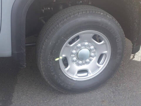 2025 GMC Sierra 2500HD Pro