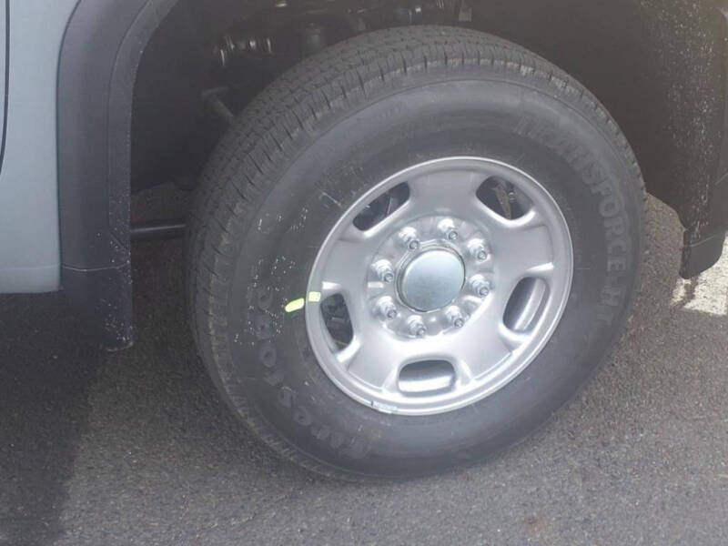 2025 GMC Sierra 2500HD Pro