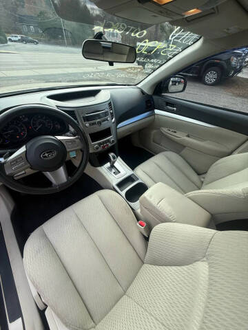 2010 Subaru Outback 2.5i