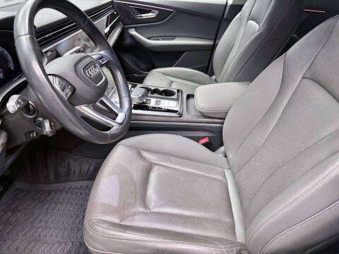 2021 Audi Q8 quattro Prestige 55 TFSI