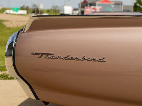1963 Ford Thunderbird