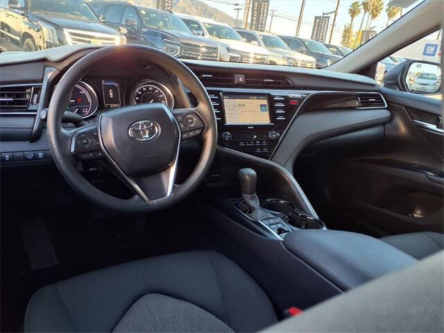 2020 Toyota Camry Hybrid LE
