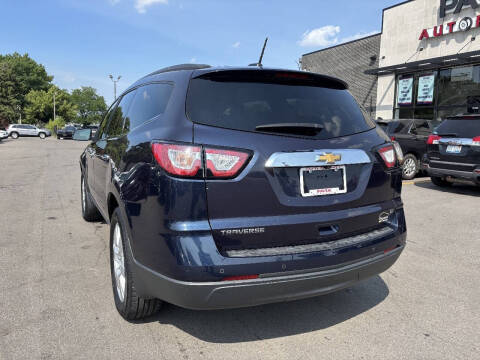 2017 Chevrolet Traverse LT
