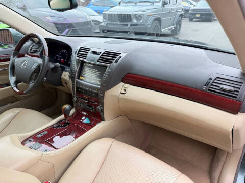 2007 Lexus LS 460