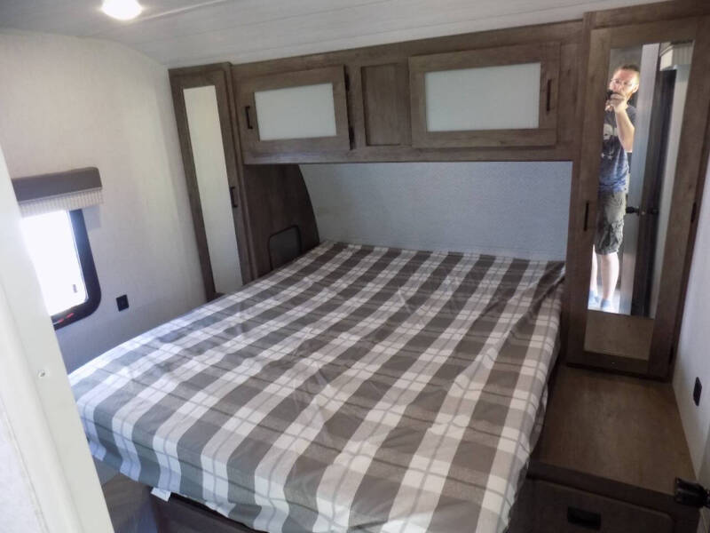 2022 Forest River Salem 32BHDS