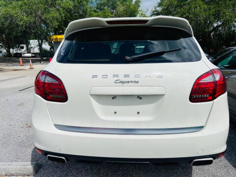 2012 Porsche Cayenne Tiptronic