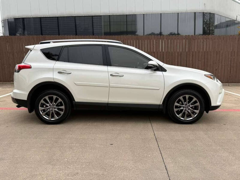2017 Toyota RAV4 Limited