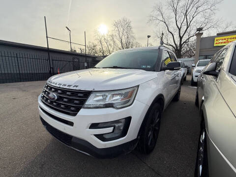 2017 Ford Explorer for sale at Car Depot in Detroit MI